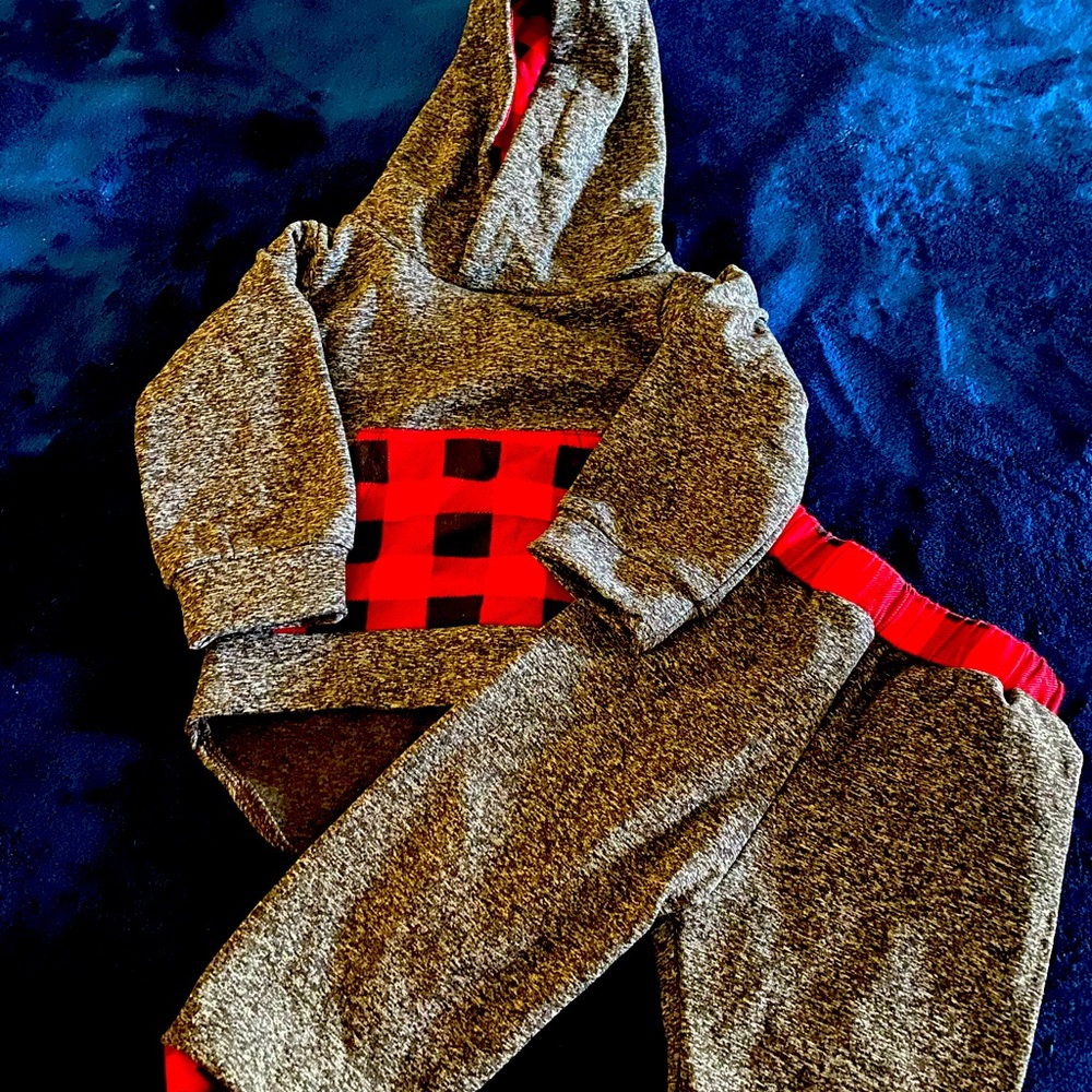 Brand new no tag baby outfit